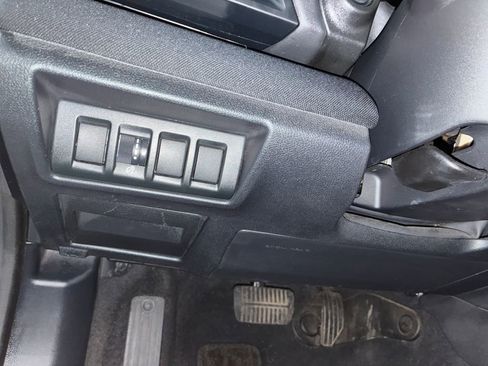 Used 2020 Subaru Outback Premium image 19