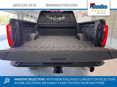 Certified 2025 GMC Sierra 2500 Denali Ultimate AWD/4WD image 8