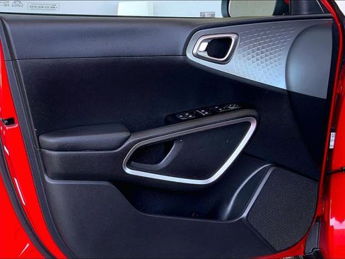 Used 2024 Kia Soul LX w/ Option Group 015 image 22