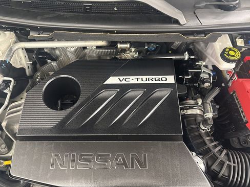 Used 2023 Nissan Rogue SV image 35