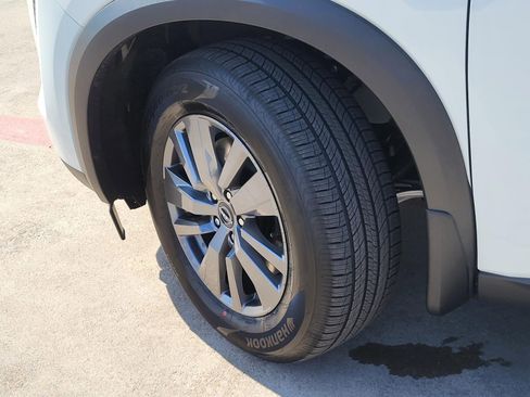 New 2026 Nissan Pathfinder S image 11