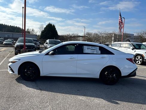 New 2026 Hyundai Elantra Sport image 2