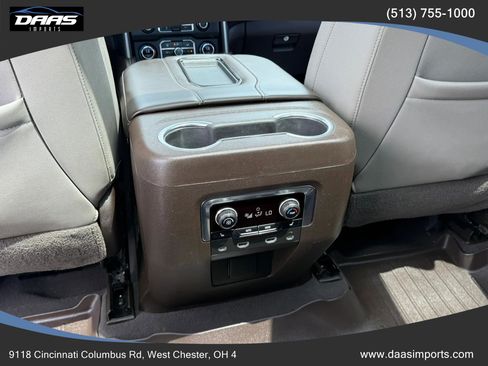 Used 2021 Chevrolet Tahoe Z71 w/ Luxury Package AWD/4WD image 35