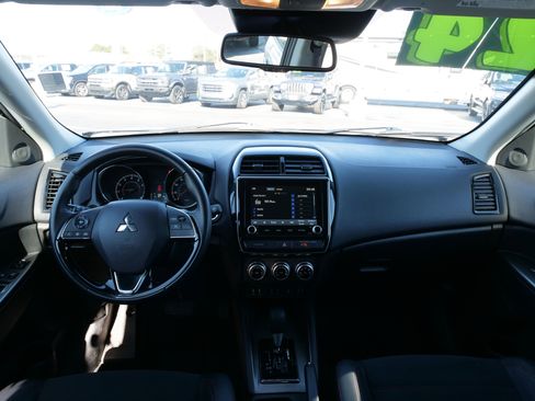 Used 2024 Mitsubishi Outlander Sport ES Sport Utility image 18