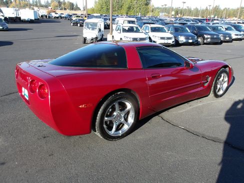 Used 2002 Chevrolet Corvette 2dr Cpe w/ Preferred Equipment Group2 image 5