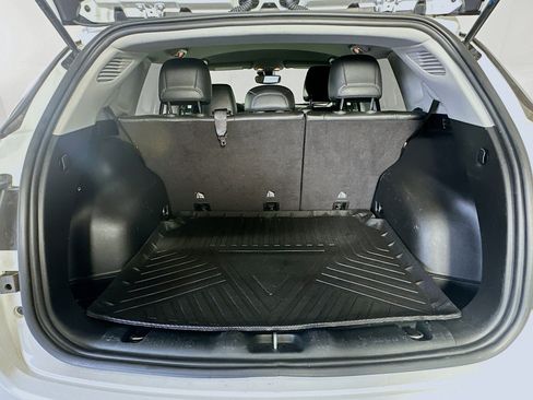 Used 2022 Jeep Compass Latitude FWD image 27
