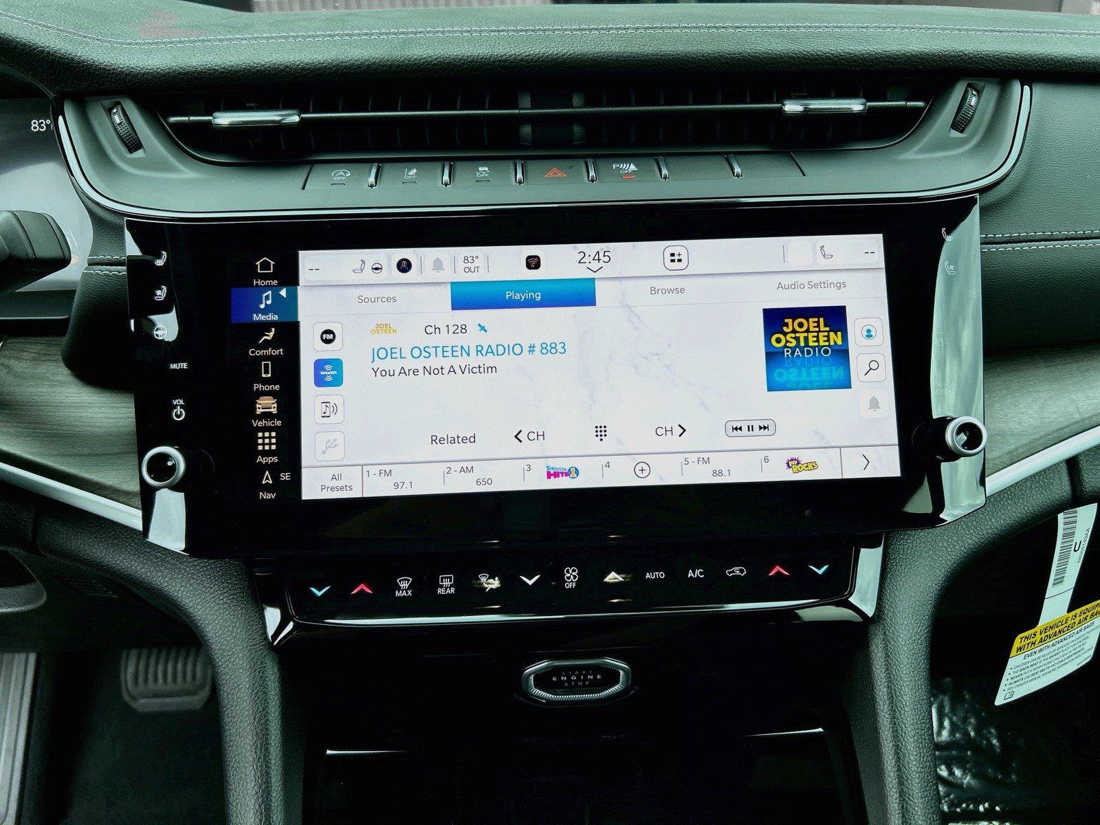 New 2027 Jeep Grand Cherokee Limited AWD/4WD image 29