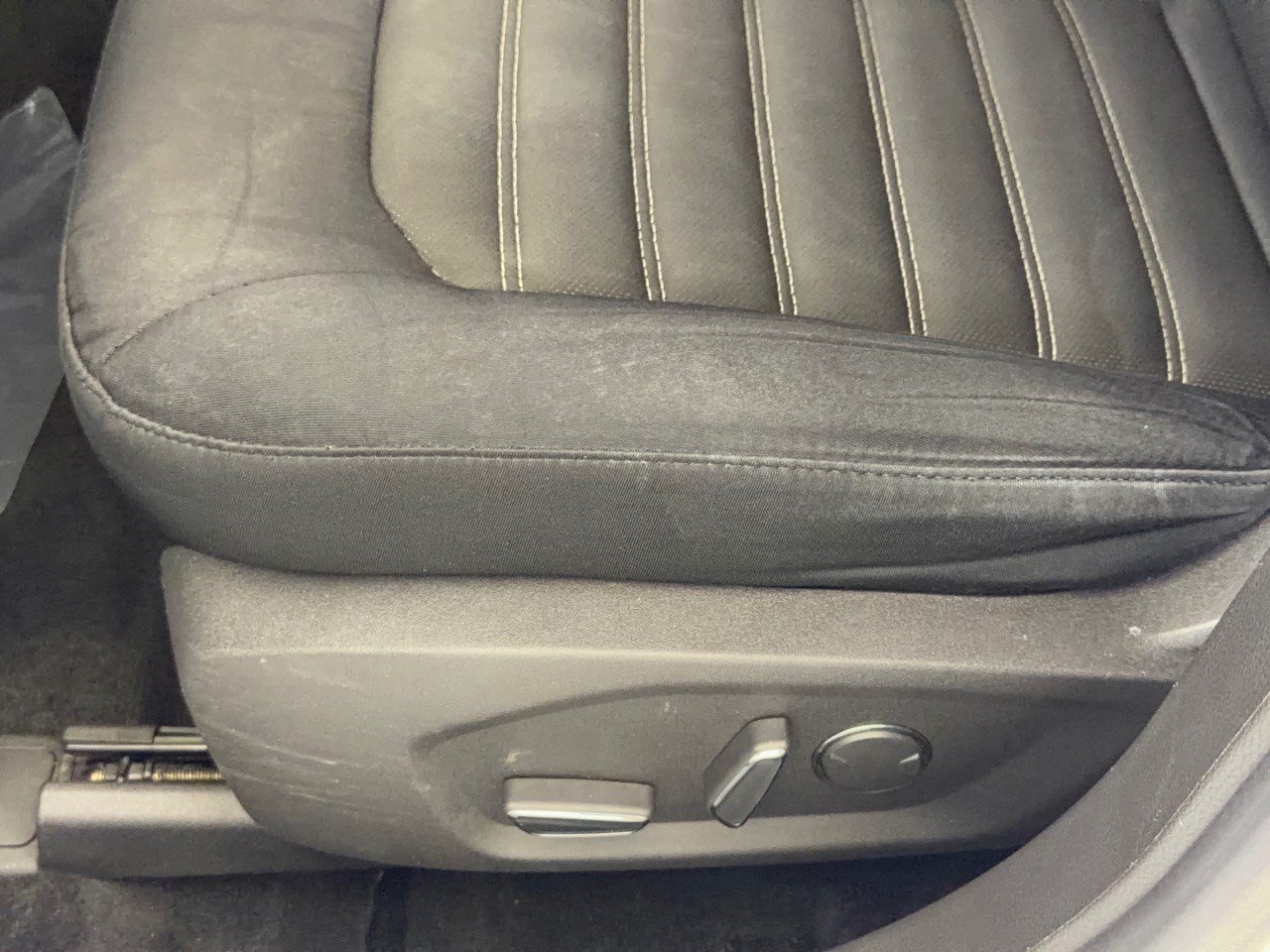 Used 2014 Ford Fusion SE FWD image 16