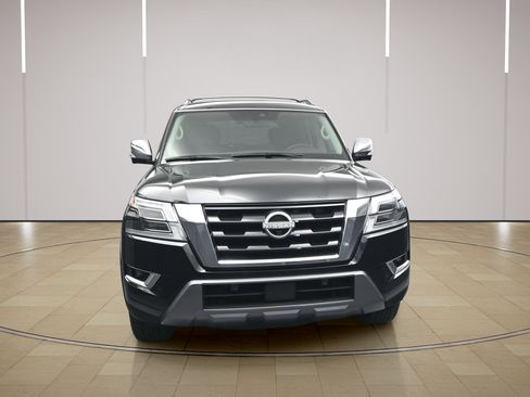 Certified 2024 Nissan Armada Platinum w/ Captain's Chairs Package AWD/4WD image 2