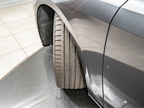 Used 2022 Audi S8 AWD/4WD image 43