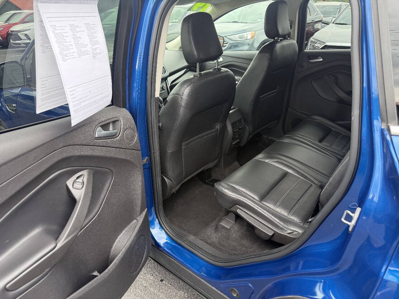 Used 2019 Ford Escape Titanium AWD/4WD image 5