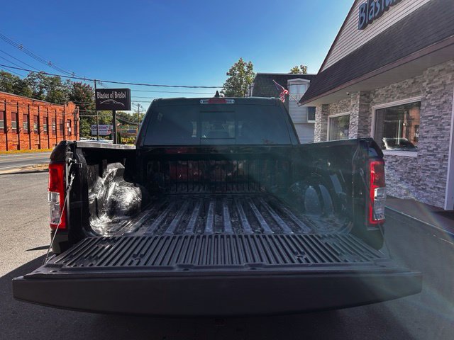 Used 2024 RAM 1500 Big Horn AWD/4WD image 10