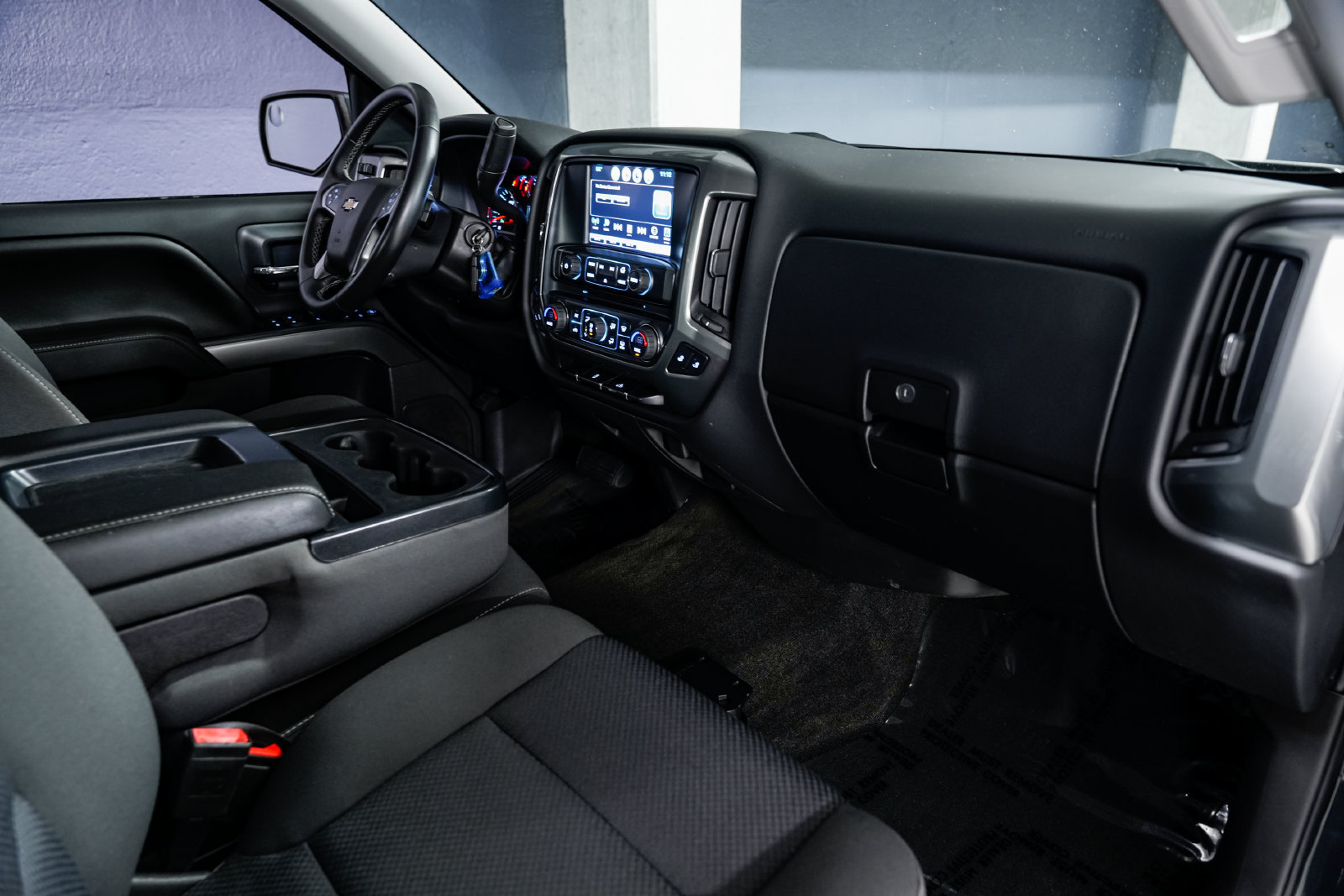 Used 2017 Chevrolet Silverado 1500 LT w/ All Star Edition AWD/4WD image 25