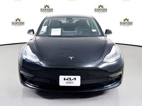 Used 2018 Tesla Model 3 Long Range AWD/4WD image 2