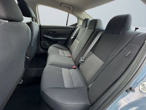 Used 2024 Nissan Sentra SV FWD image 13