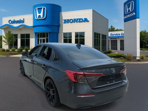 Used 2022 Honda Civic Sport image 4