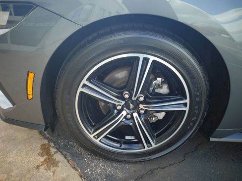 Used 2024 Ford Mustang Premium RWD image 7