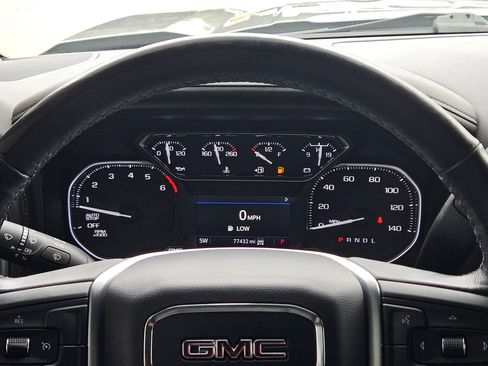 Used 2021 GMC Sierra 1500 SLT AWD/4WD image 16