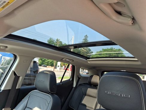 Used 2019 GMC Terrain Denali AWD/4WD image 14