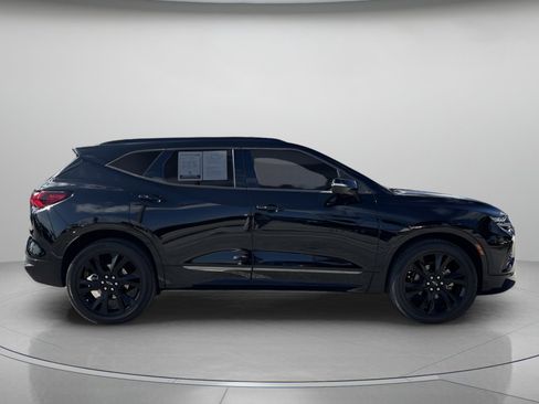 Used 2019 Chevrolet Blazer RS image 2