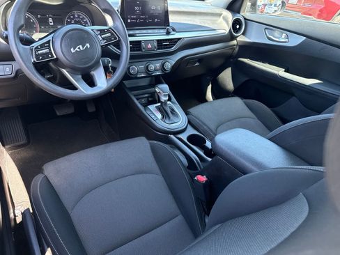 Used 2023 Kia Forte LXS FWD image 25