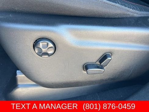Used 2024 Dodge Durango GT AWD/4WD image 16