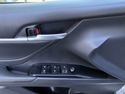 Used 2018 Toyota Camry XSE w/ Driver Assist Package image 27