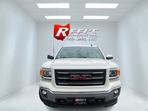 Used 2015 GMC Sierra 1500 SLE w/ All-Terrain Package AWD/4WD image 2