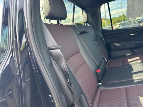 Used 2024 Honda Ridgeline Black Edition image 32