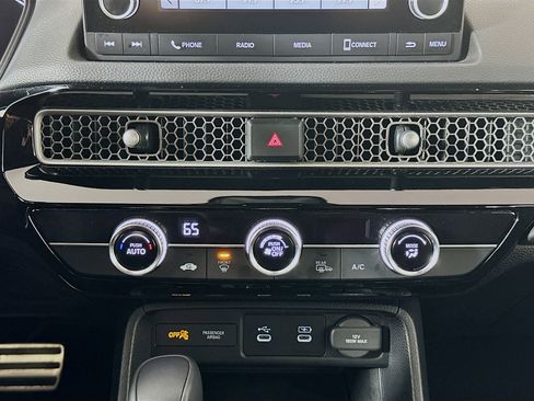 Used 2025 Honda Civic Sport image 23