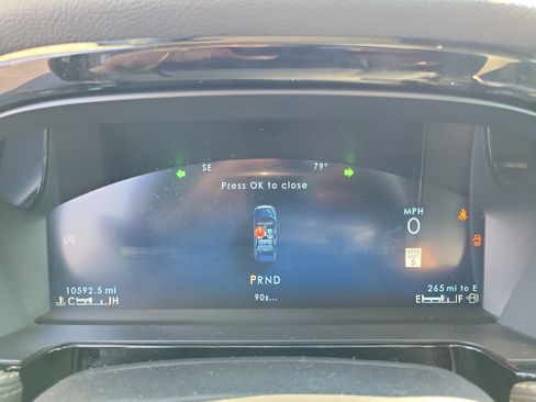 Certified 2024 Lincoln Corsair AWD w/ Equipment Group 101A image 25