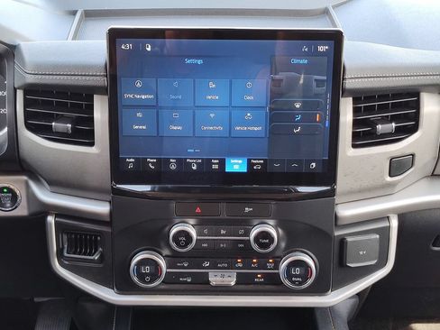 Used 2022 Ford Expedition Max XLT RWD image 28