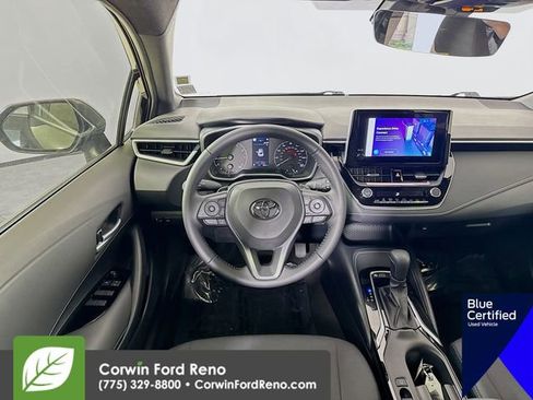 Used 2025 Toyota Corolla SE image 24