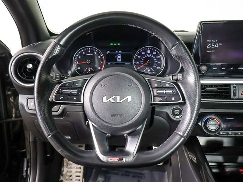 Used 2023 Kia Forte GT-Line w/ GT-Line Premium Package FWD image 39