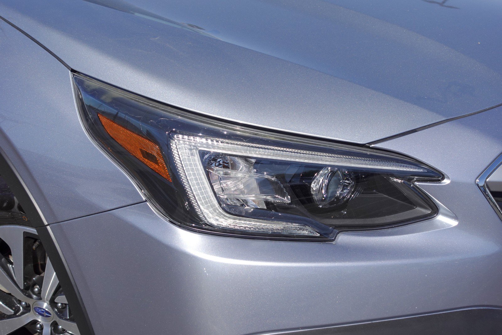 Certified 2021 Subaru Outback Premium AWD/4WD image 2