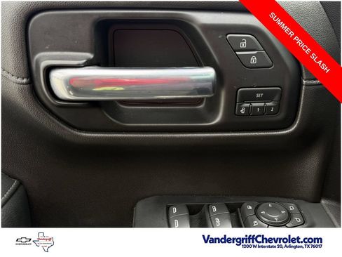 Used 2022 Chevrolet Silverado 1500 High Country w/ Technology Package AWD/4WD image 22