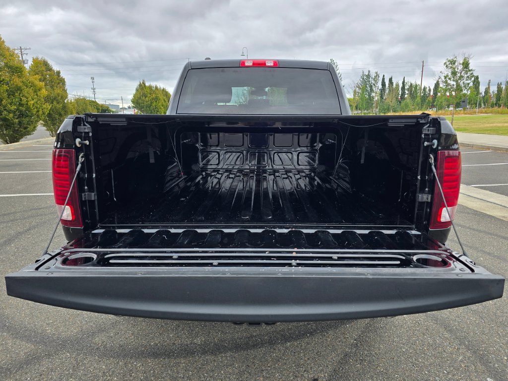 Used 2023 RAM 1500 Warlock AWD/4WD image 18