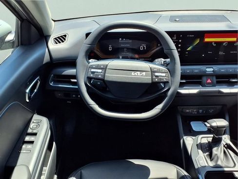 New 2026 Kia K4 GT-Line Turbo FWD image 4