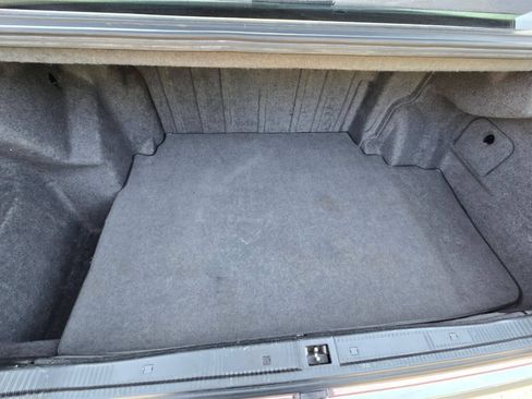 Used 1993 Mercedes-Benz 300 SD Sedan image 30