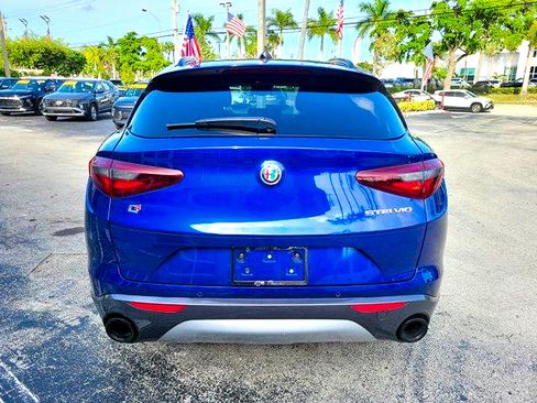Used 2022 Alfa Romeo Stelvio Ti AWD/4WD image 6