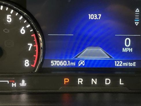 Used 2023 Ford Explorer XLT AWD/4WD image 6