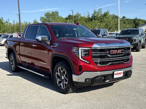 Used 2022 GMC Sierra 1500 SLT w/ SLT Premium Package image 3