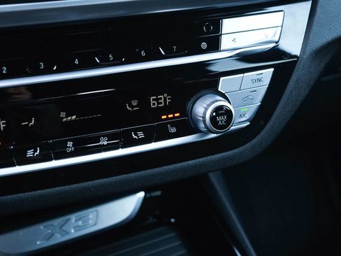 Used 2021 BMW X3 xDrive30i w/ Convenience Package image 41