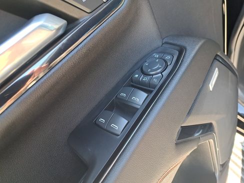 Used 2024 GMC Sierra 2500 AT4 w/ AT4 Premium Plus Package image 11