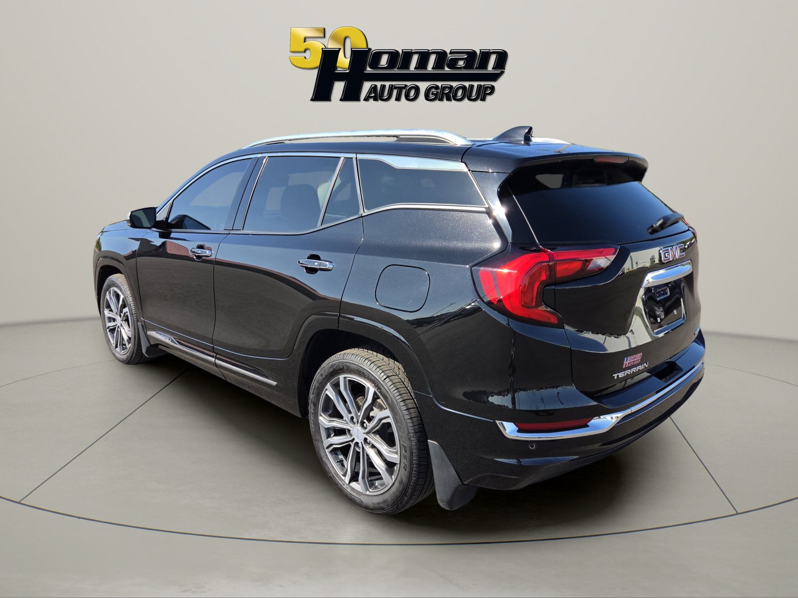 Used 2021 GMC Terrain Denali w/ Denali Premium Package AWD/4WD image 3