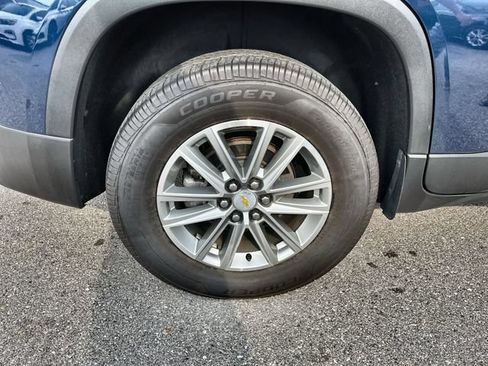 Used 2023 Chevrolet Traverse LT w/ LPO, Floor Liner Package AWD/4WD image 18