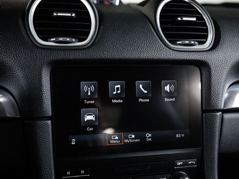 Certified 2025 Porsche 718 Cayman GTS RWD image 18