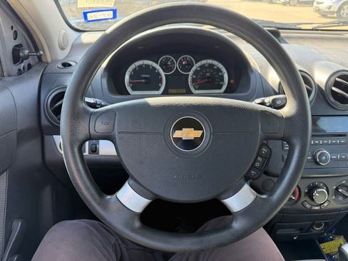 Used 2009 Chevrolet Aveo5 LT image 11