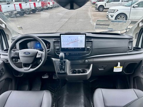 New 2026 Ford Transit 250 Low Roof image 31