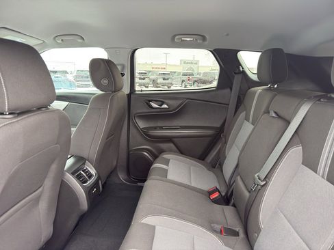 Used 2023 Chevrolet Blazer LT w/ Convenience Package image 32
